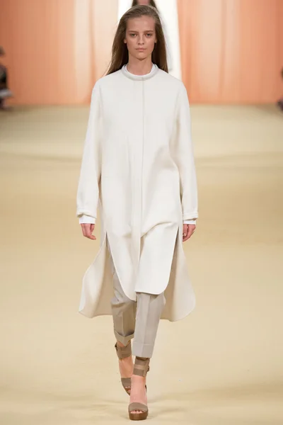 Look 1